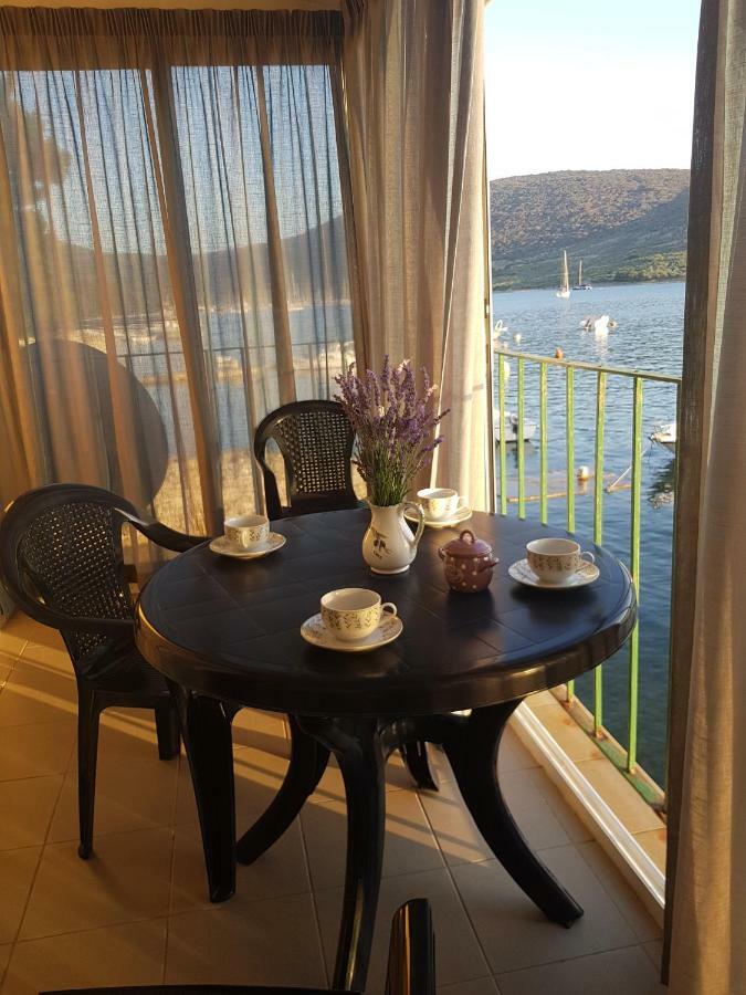 Cres View Apartments エクステリア 写真